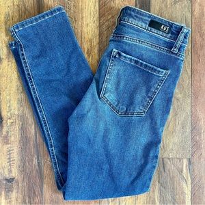 Kut Naomi Girlfriend Ankle Straight Leg Jeans